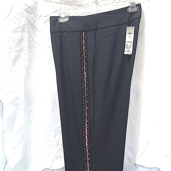 NWT CACHE TUXEDO LINE BLK/PNK HOOK&EYE PNTS SZ 12 - Picture 1 of 16